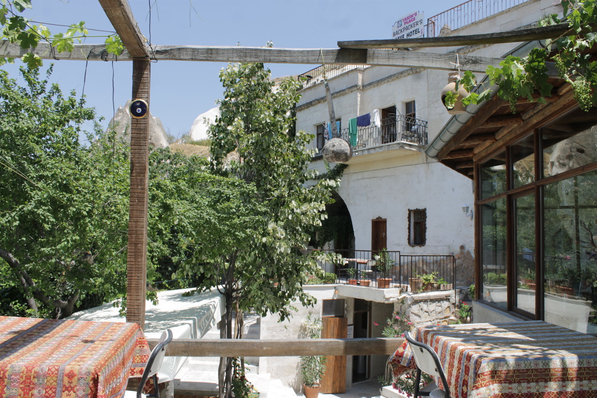 Yasin'S Place Backpackers Cave Hostel Гьореме Екстериор снимка