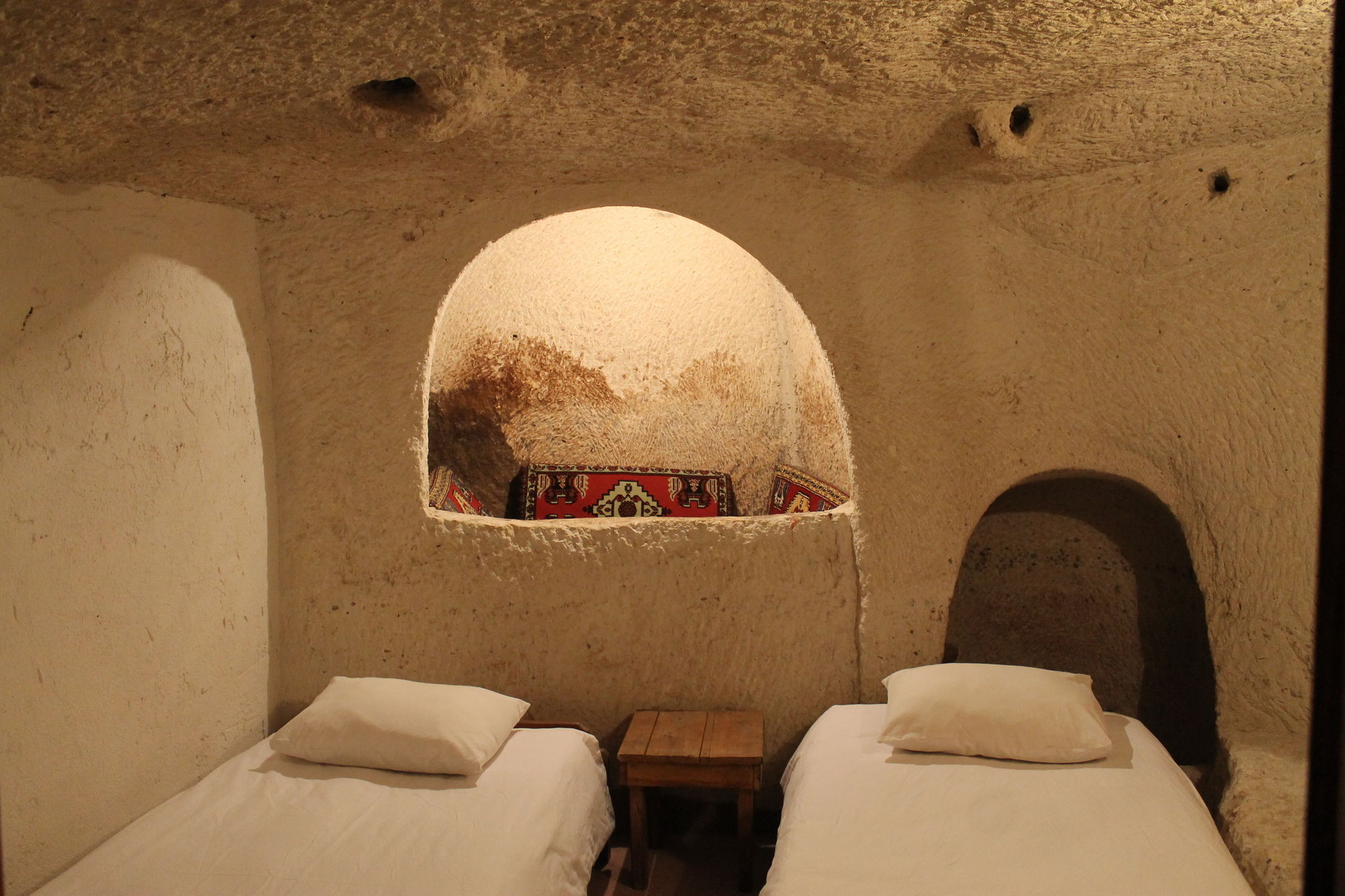 Yasin'S Place Backpackers Cave Hostel Гьореме Екстериор снимка